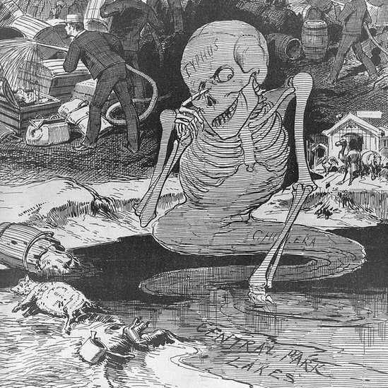 Korona virus i vakcina: Kako su antivakcinaši vršili uticaj na svet kroz istoriju 22 A ghostly skeleton arises from a lake surrounded by rubbish
