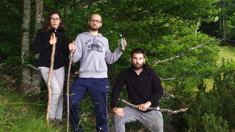 Internet i životinje: Hrvatski studenti koji su otkrili novu vrstu skakavca iz Perua 2 Niko Kasalo i Josip Skejo tokom istraživanja na Dinari