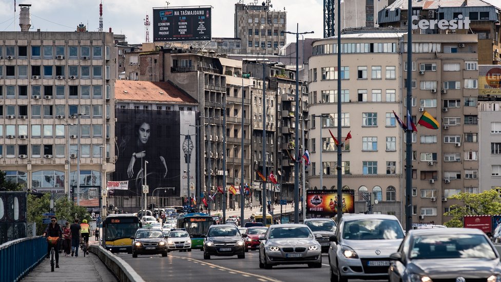 Saobraćaj i Beograd: Tri glavna razloga zašto je dobijanje taksija nemoguća misija 4 Gužva