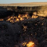 Životna sredina i Azija: Turkmenistan zatvara „Vrata pakla" - goruće pustinjsko nalazište gasa pred gašenjem 11
