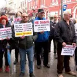 Protest meštana u Pakovraću zbog oduzete zemlje za auto-put koja nije plaćena 7