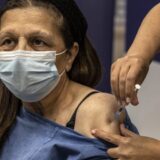 Izrael odobrio četvrtu dozu vakcine za starije od 60 godina i zdravstvene radnike 6