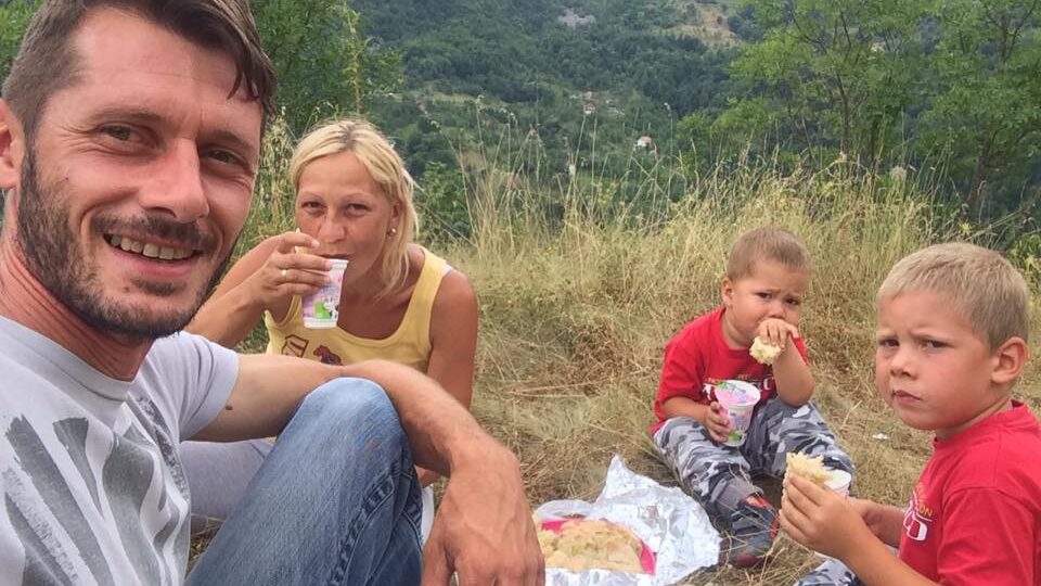 Ranč porodice Pavlović: Oaza bez asfalta i telefona za sve putnike namernike, ali i životinje (FOTO/VIDEO) 2 Ranč porodice Pavlović: Oaza bez asfalta i telefona za sve putnike namernike, ali i životinje (FOTO/VIDEO) 2