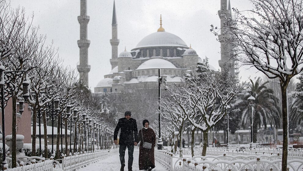 U Istanbulu grudvanje eskaliralo u tuču i pucanje pištoljem, najmanje sedmoro povređenih 1