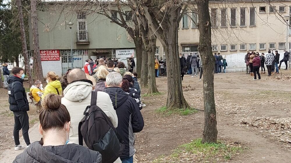 Još 7.539 novoobolelih, 17 preminulih, 84 na respiratorima 1