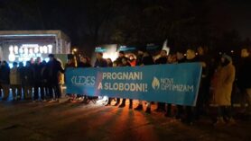 Zrenjanin izložba Zrenjaninci večeras na izložbi o zabrani smeha (FOTO) 6