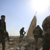 Napadi u Siriji i Iraku pokazuju da Islamska država još postoji 6