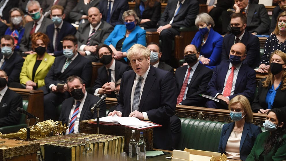 Britanski premijer suočen sa sve brojnijim kritikama i pozivima na ostavku 1