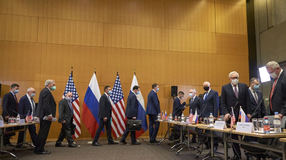 VoA: Razgovori u Ženevi završeni bez približavanja stavova SAD i Rusije 1
