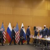 VoA: Razgovori u Ženevi završeni bez približavanja stavova SAD i Rusije 11