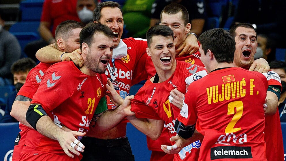 Surov sistem do polufinala EP 1