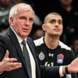 Partizan ubedljiv protiv Zadra 4