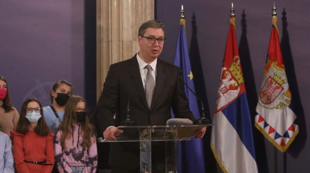 Vučić: Veoma sam zabrinut zbog sankcija Miloradu Dodiku 1