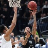 Partizanov valjak stao na plus 32 13