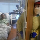 U SAD gotovo 146.000 hospitalizovanih zbog korona virusa 5