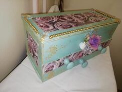 52276914_1075545365958758_8701204880968122368_n Očuvanje starih zanata u Novom Pazaru: Ćilimi kao poklon, ali i devojački miraz (FOTO) 7