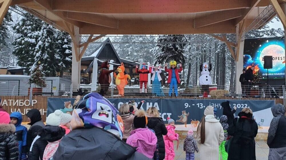 "Zlatofest" za decu u centru Zlatibora 1
