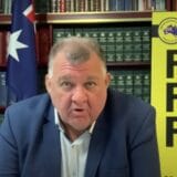 Australijski poslanik uputio izvinjenje Đokoviću zbog svega što mu se dešava (VIDEO) 9