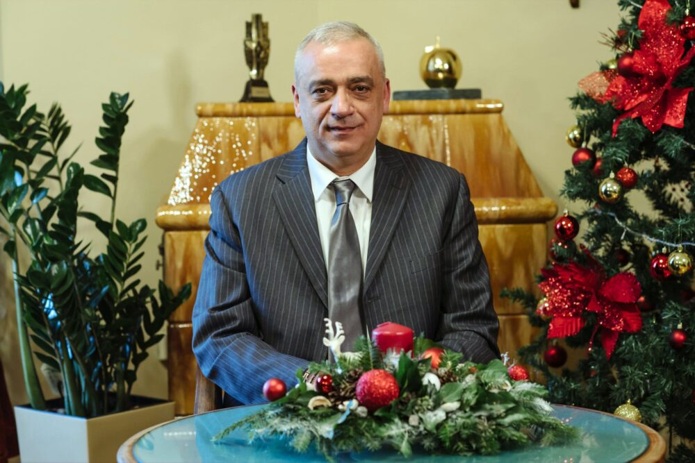 Odloženo loženje Badnjaka na gradskom trgu u Subotici 2 Odloženo loženje Badnjaka na gradskom trgu u Subotici 2