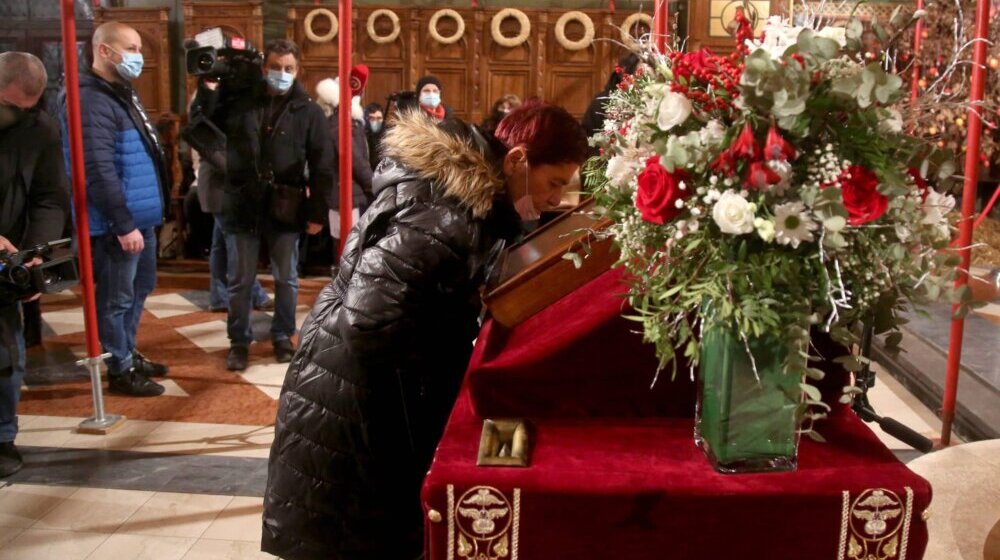 Božićne liturgije u pravoslavnim crkvama u Zagrebu i Vukovaru 1