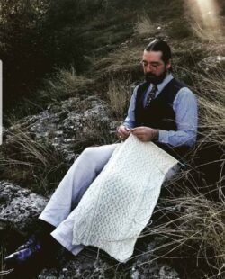 MUSTRE ZA PLETENJE DAVIDA MATICA POZNATE SIROM SVETA Mustre za pletenje i tkanine Davida Matića iz Sokobanje poznate širom sveta 3