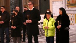 Pomen Oliveru Ivanoviću, Aleksandar Vučić upalio sveću Oliver Ivanović, Petar Petković, Milena Popović Vučić upalio sveću za Olivera Ivanovića (FOTO) 6