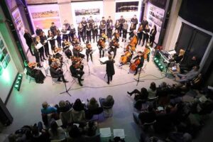 Klarinetista Andreas Otensamer sa novosadskim kamernim orkestrom na dočeku 3