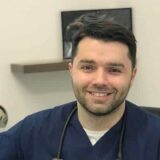 Pomaže studentima koji su za njega heroji: Dr Jasmin Nurković, lekar i humanista iz Novog Pazara 3