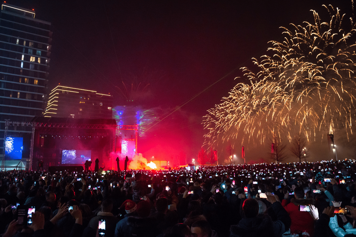 Laserski šou, koncerti i vatromet sa Kule Beograd 3