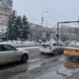 Prvi sneg u Nišu otežao saobraćaj u višim delovima, teško do nekih sela 9