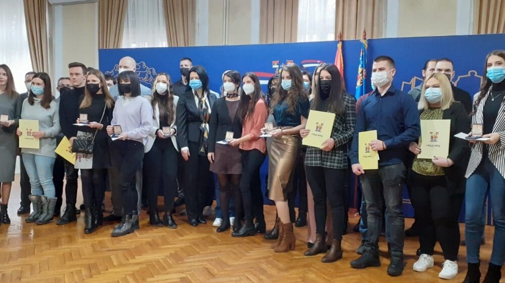 Niš nagradio najbolje studente i diplomce 1