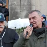 Ćuta pitao obezbeđenje da li je premijerka u zgradi Vlade 11