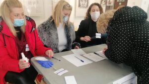 Referendum: U Narodnoj biblioteci Užice do 15 časova je glasalo 146 građana, izjašnjavanje protiče bez ikakvih problema 2