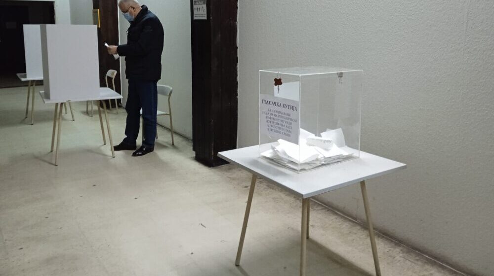 Republička izborna komisija odbila na večerašnjoj sednici sedam prigovora glasača 1