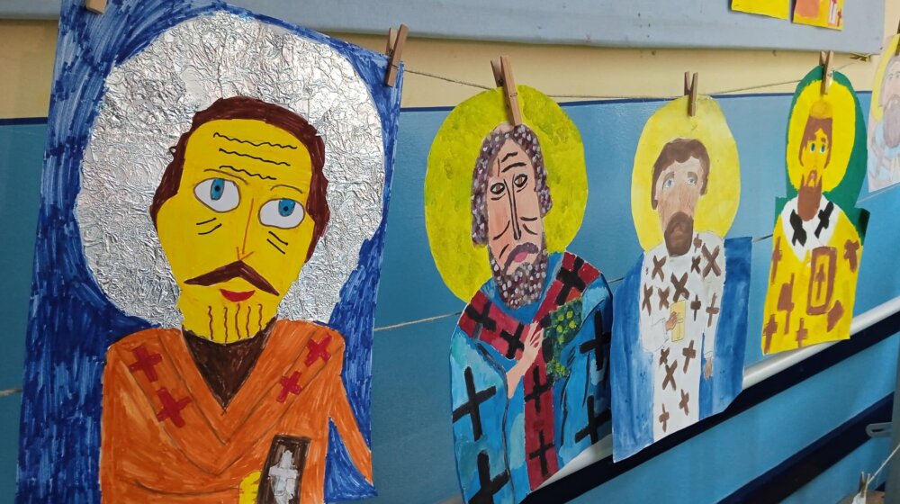 Nastavnica prijavila sveštenika zbog neprimerenog ponašanja tokom školske slave 1