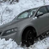 SSP: U Kniću decu vode kod doktora preko zaleđenih staza 15