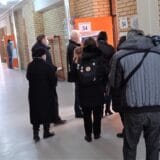 Novi Sad: Zatvorena birališta 10