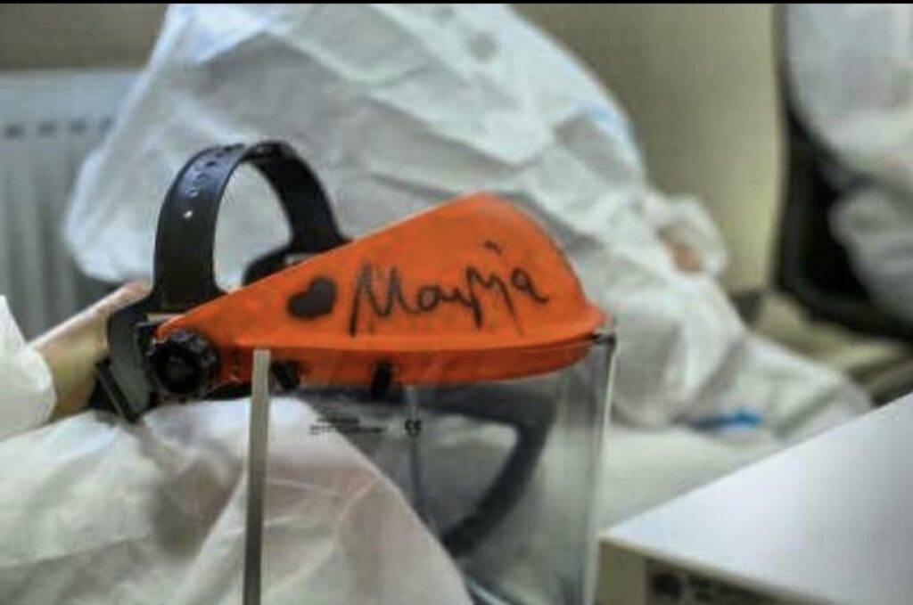 Medicinska sestra u kragujevačkom Respiratornom centru: Kad su najteže situacije samo se čvrsto zagrlimo 4 Medicinska sestra u kragujevačkom Respiratornom centru: Kad su najteže situacije samo se čvrsto zagrlimo 4