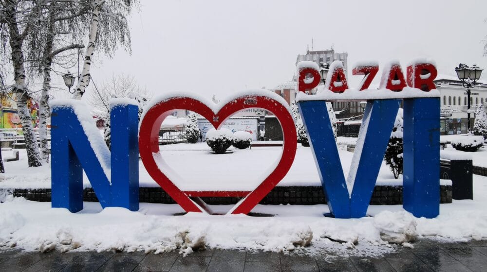 Novi Pazar: Za ustavne promene glasalo 88 odsto izašlih građana na birališta 1