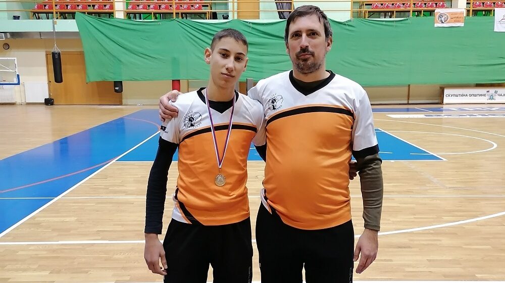Kikinda: Danijel Mikan osvojio srebrnu medalju za SU “Apolo” na Zlatiboru 1