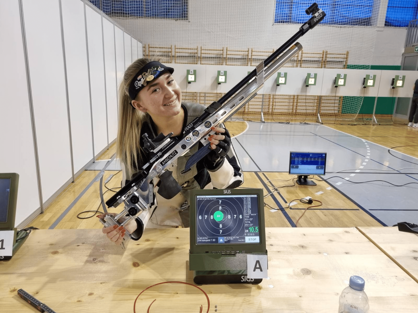 Mlada kragujevačka reprezentativka nezvanična svetska rekorderka u streljaštvu 2