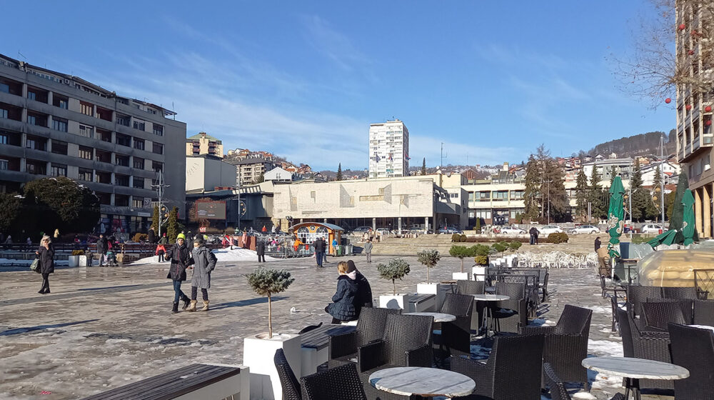 Plate Užičana tri i po hiljade dinara manje od republičkog proseka 1