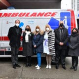 Kragujevac: Centar za neonatologiju dobio vozilo za prevoz prevremeno rođenih beba 5