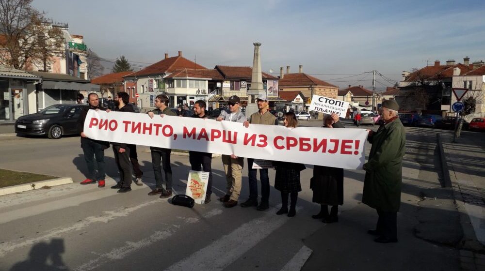 Protest u Vranju bez incidenata i sa malo okupljenih građana (VIDEO) 1