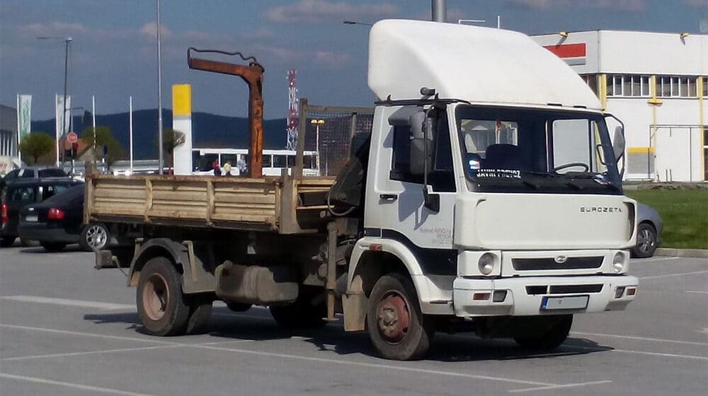Kragujevac: Koliko država još duguje bivšim radnicima Zastava kamioni 1