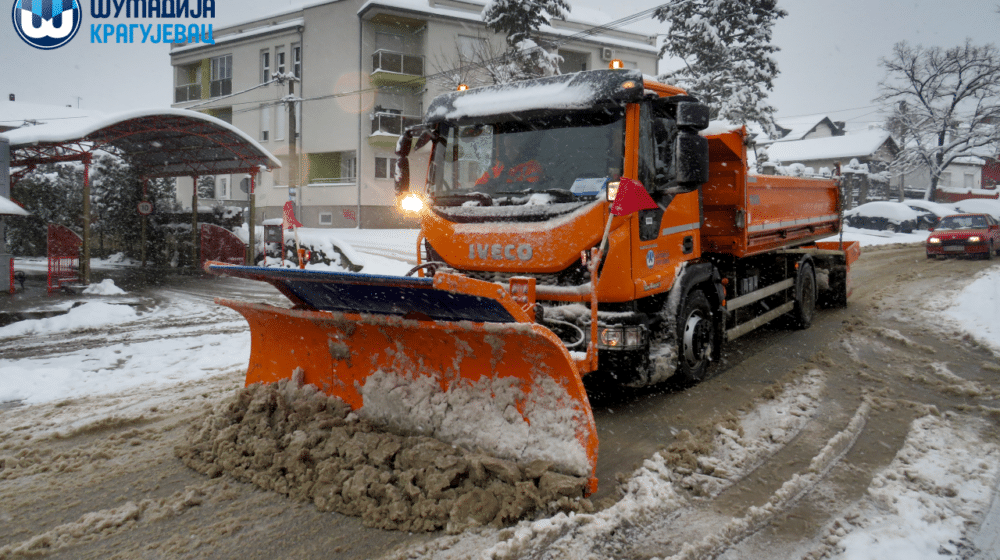 Kragujevac: Skraćene dve prigradske linije zbog snežnih nanosa na kolovozu 1