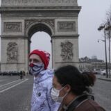 U Francuskoj u poslednja 24 sata korona virusom zaraženo 93.896 ljudi 7