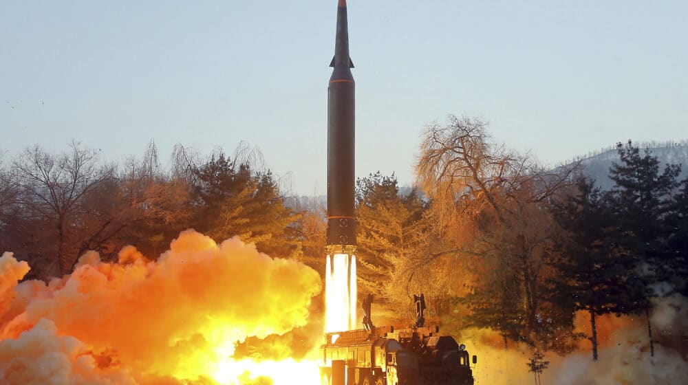 Severna Koreja ispalila dve rakete u more, šesti put ovog meseca 1