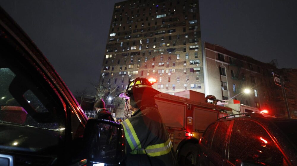 Neispravna grejalica uzrok požara u Njujorku u kome je stradalo 19 ljudi 1
