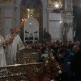 Služena ponoćna Božićna liturgija u Hramu Svetog Save (FOTO) 7